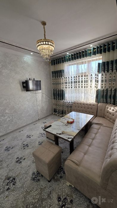 Ozera panarama restaran oldida