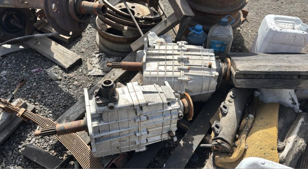 Двери крыло на газон