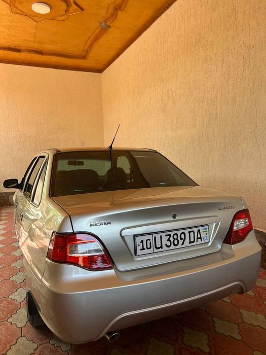 Nexia 2. 2008 sotiladi 1.5mator