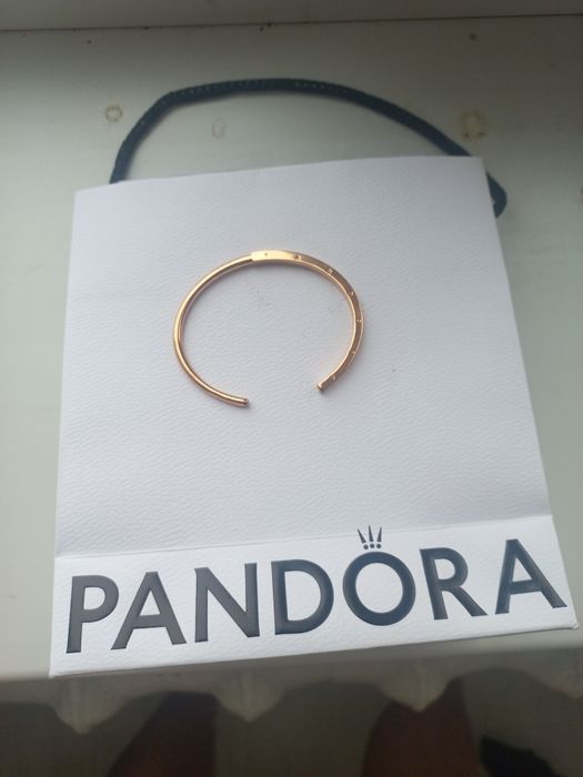 Пандора браслет.