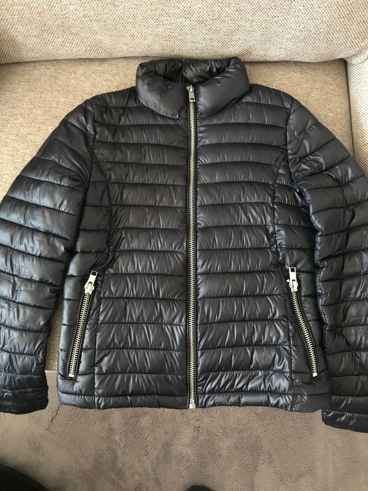 Преходно яке, Mango