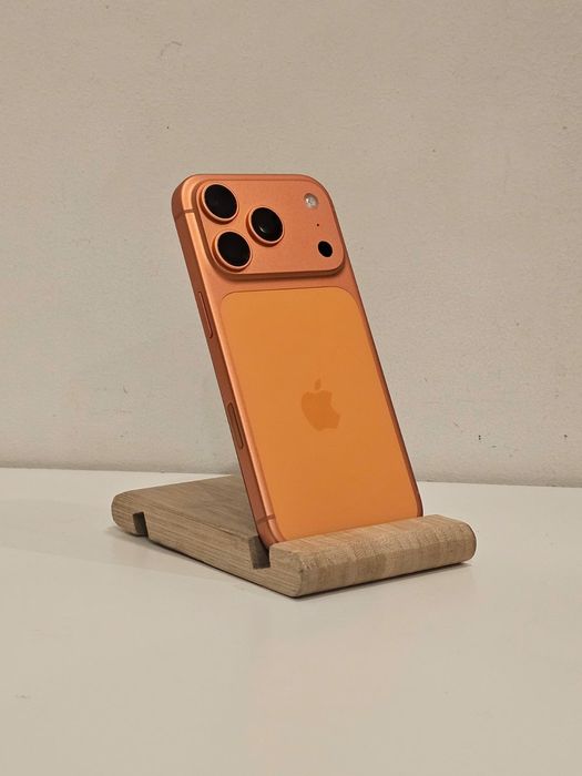 iPhone 17 Pro Cosmic Orange 512GB Impecabil, Baterie 100%