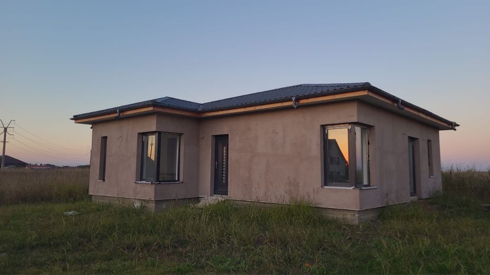 Casa crevedia parter