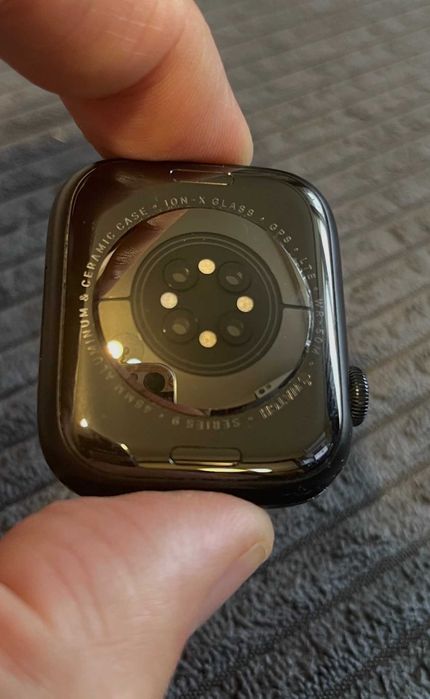 Apple Watch 9, 45mm GPS + LTE (Cellular) като нов!