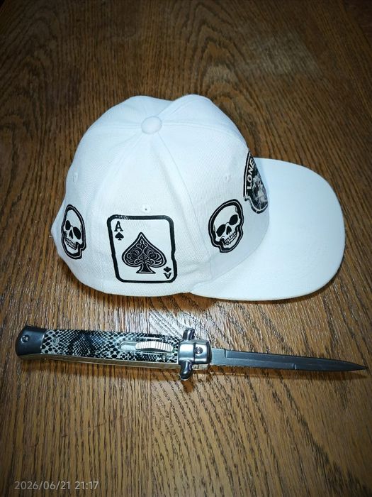 Продам бейсболку "Gangsta'Style"