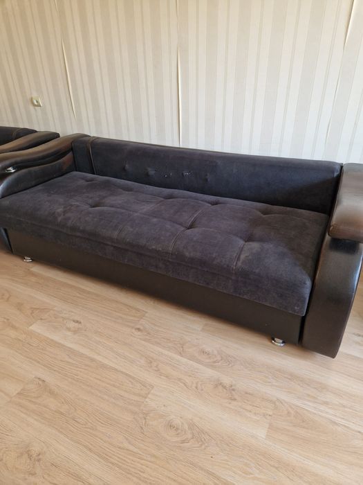Продам Диван  в хорошем состоянии