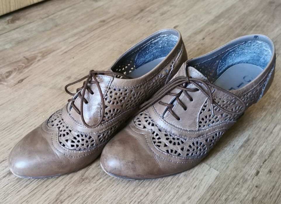 Дамски обувки естествена кожа