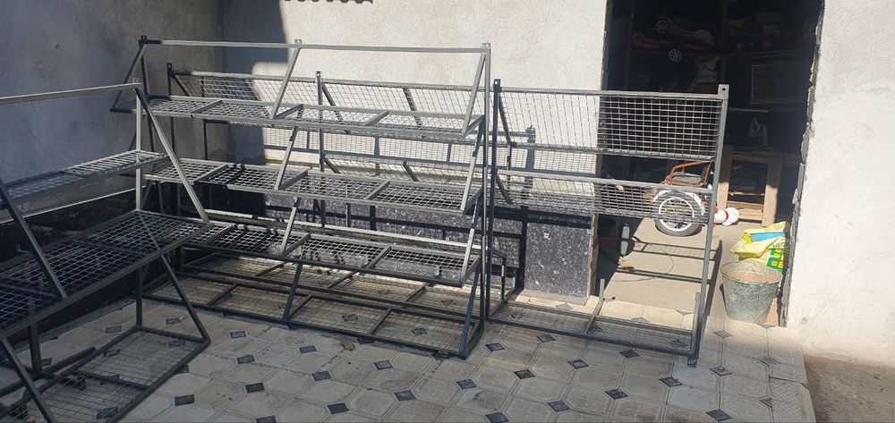 Magazinlar uchun polkalar