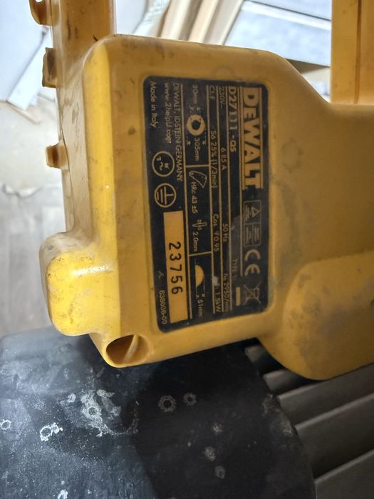 DeWalt углапил за 320000