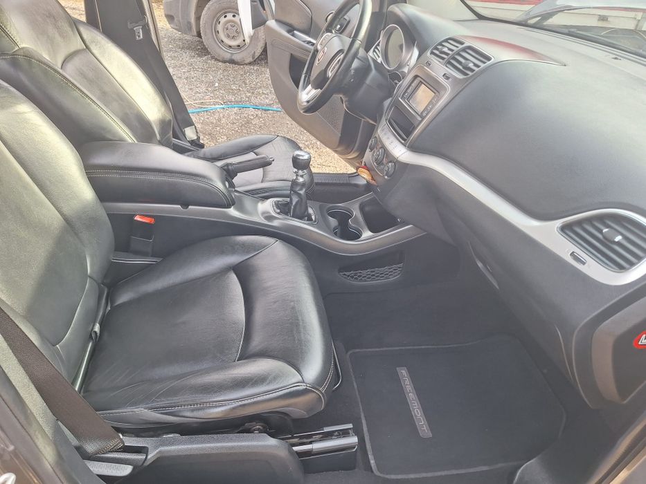 Vând Fiat Freemont