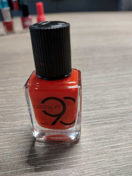 Лак за нокти различни Марки и Цветове AVON, CATRIC, GOLDEN ROSE! НОВИ!