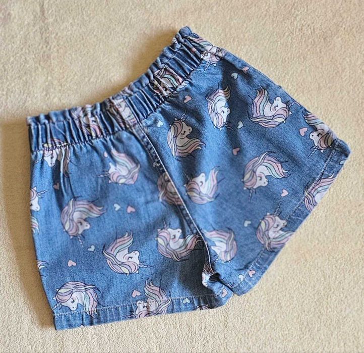 Фирменные Шорты на 9-10лет.