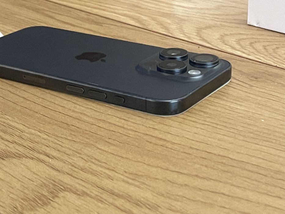 Бартер iPhone 15 pro 128gb 100% син