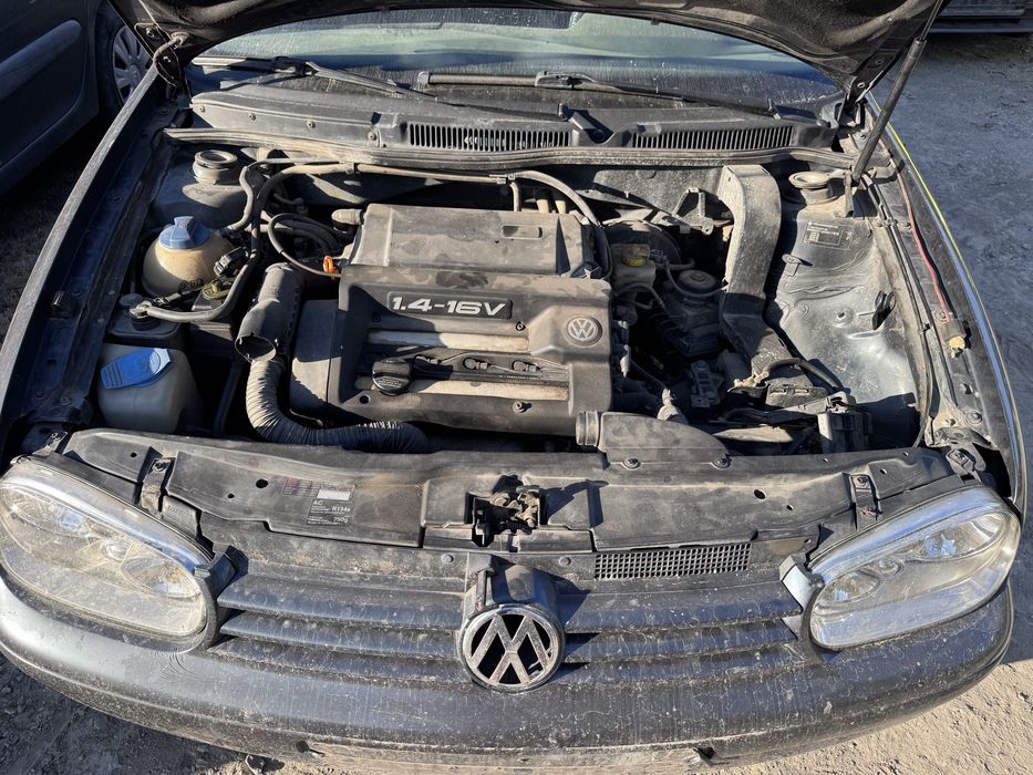 Vw Golf 4 1.4i 16v 75кс На Части