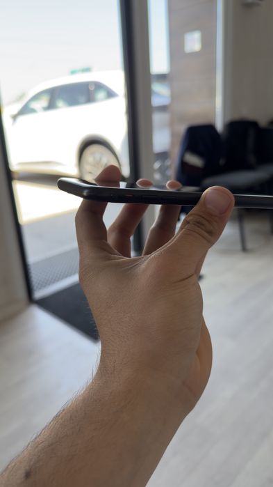 Продам iphone Xr 128gb