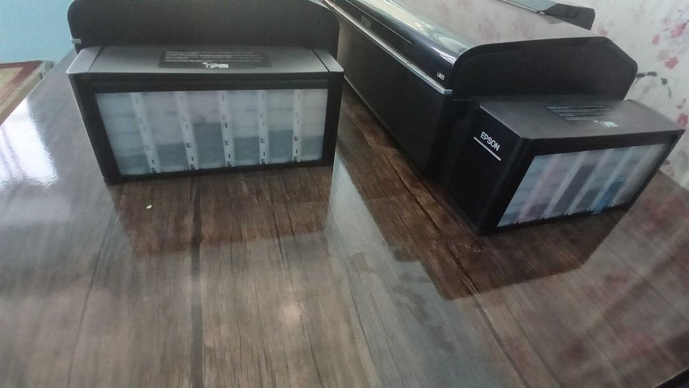 Epson l805 yaxshi xolatda