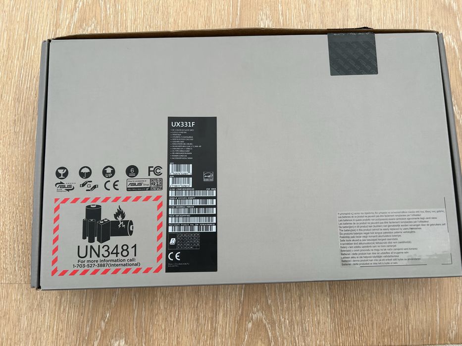 Ульрабук Asus Zenbook UX331FA