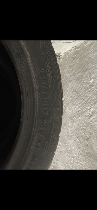 Шина летний 215/50/17