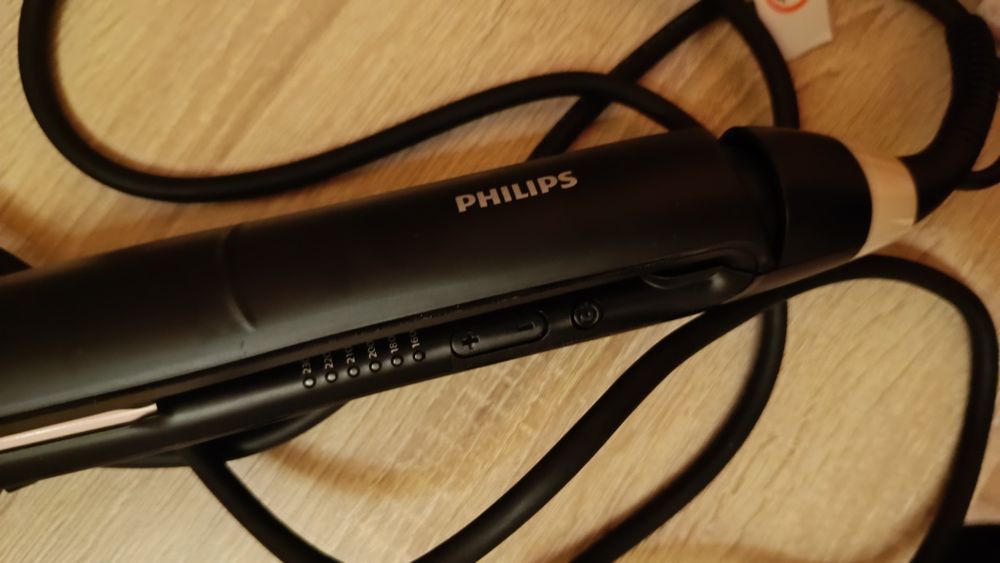 Преса за коса Philips BHS378