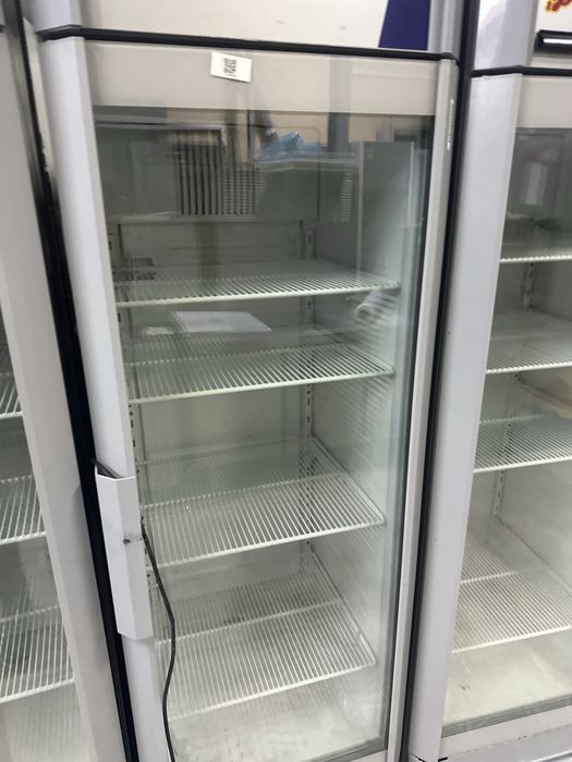 Хладилна витрина