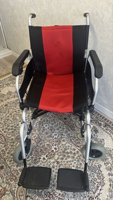 Продам электронную коляску