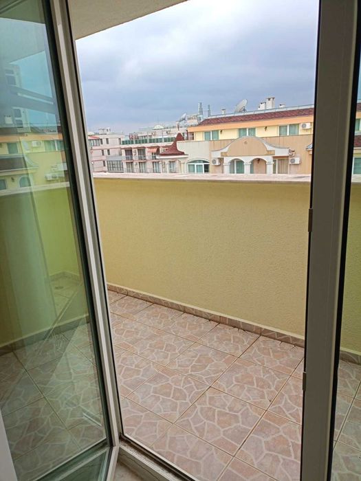 Продава се Двустаен апартамент в к.к. Слънчев бряг - 62 кв.м за 1000 €/кв.м - Снимка #5