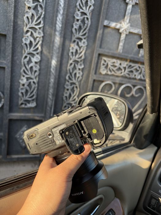 Фотоапарат Canon MARK 2  в Идеальном состояние никакой царапины