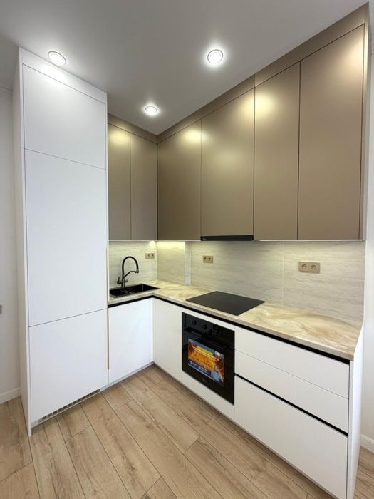 Продам Евротрешку ( 3 ком)  в ЖК Respublika на левом берегу