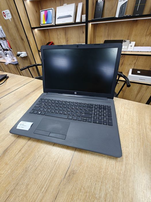 Ноутбук HP | Intel i3 7gen | 4/512 | HP 250 G7
