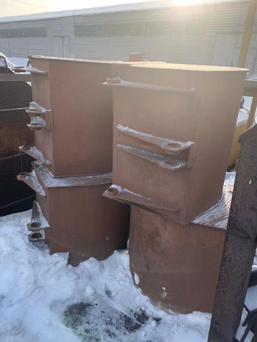 Ковш - экскаватор ПЭ-0,8