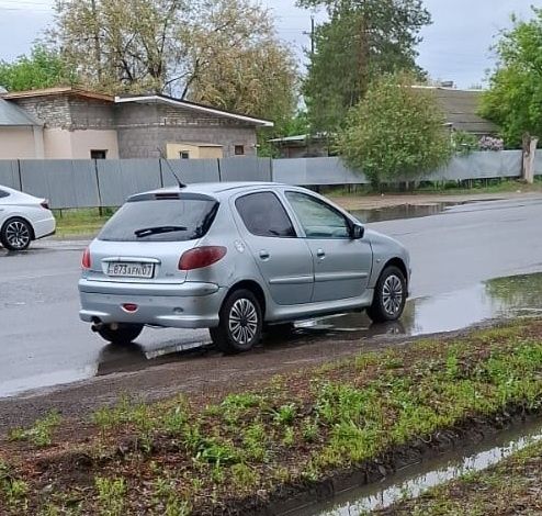 Продам Peugeot 206