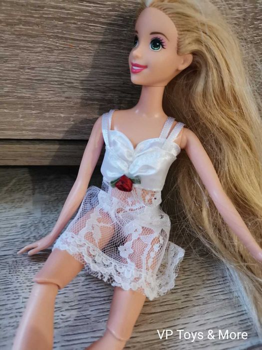 Комплект бельо и нощница за барби