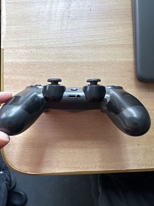Controller PS4 utilizat