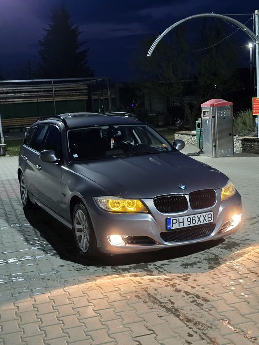 BMW seria 3 e91 FL 2010 e5