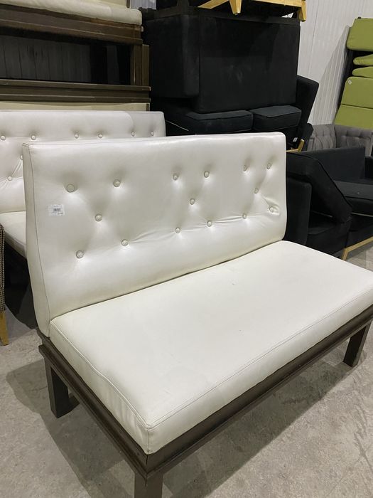 Диваны, кресло, стол, стулья, банкетные столы, летники