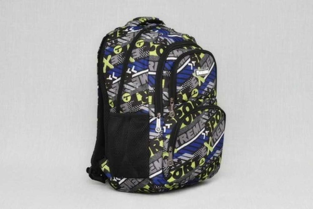 Ученическа раница DURABLE с ярки цветове!