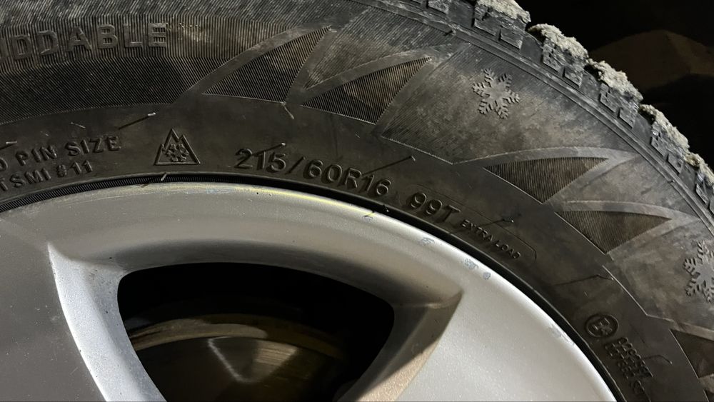 зимние шины 16 - 2 шт