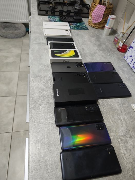 iPhone&Samsung In stare foarte buna perfect funcționale libere rețea