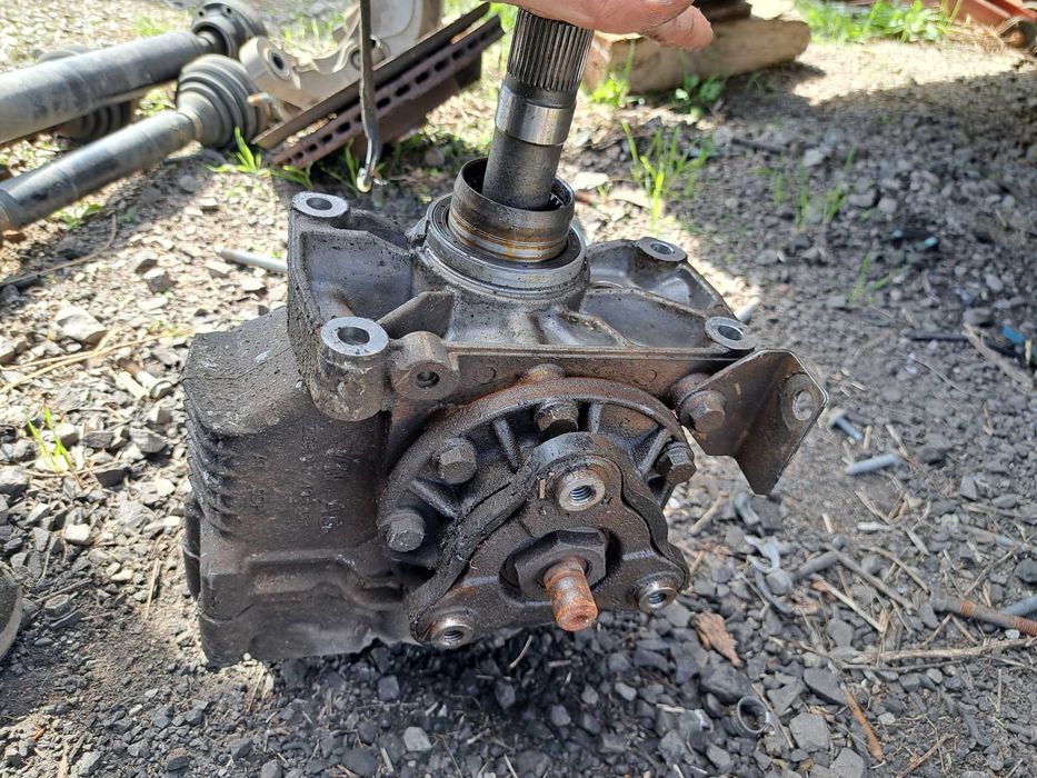 Продавам Раздатка Audi a3/s3 8p, VWgolf5 / Passat 6, Octavia 2, ,Leon2