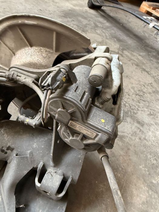 Ettier electric punte spate FORD FOCUS 4 an 2018-2024