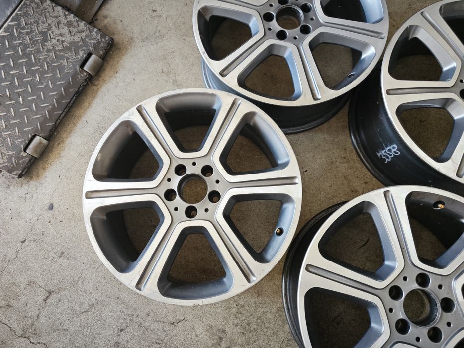 Jante originale Mercedes R19 in 2 lățimi