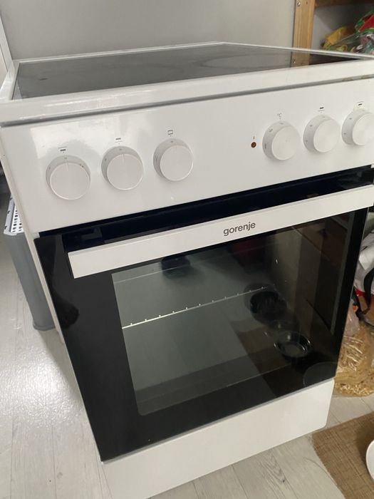 Продам индукционную плиту