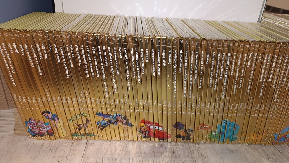 Колекция детски приказки на Дисни Пиксар