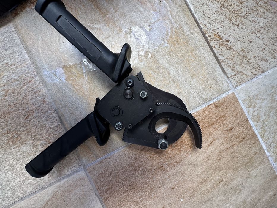 Cleste pt taiere cabluri SAM 324-32