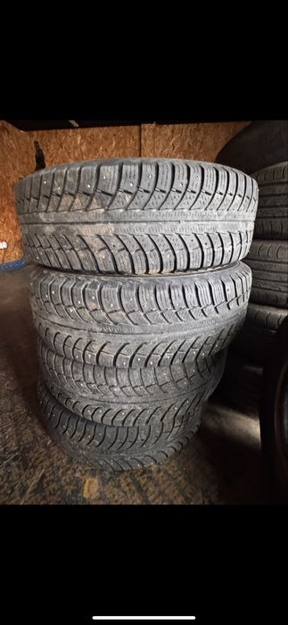 235/75 р15 комплект зима шипы