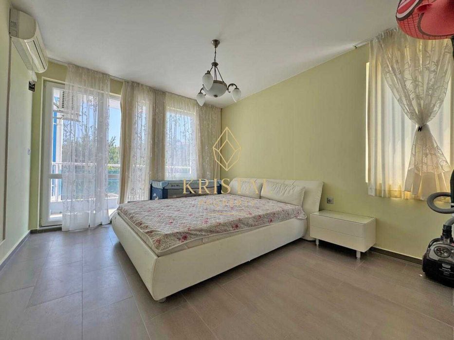 Продава се Тристаен апартамент в Несебър - 114 кв.м за 1036 €/кв.м - Снимка #6