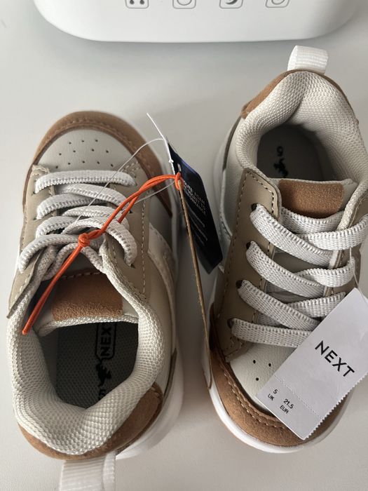 Кроссовки детские