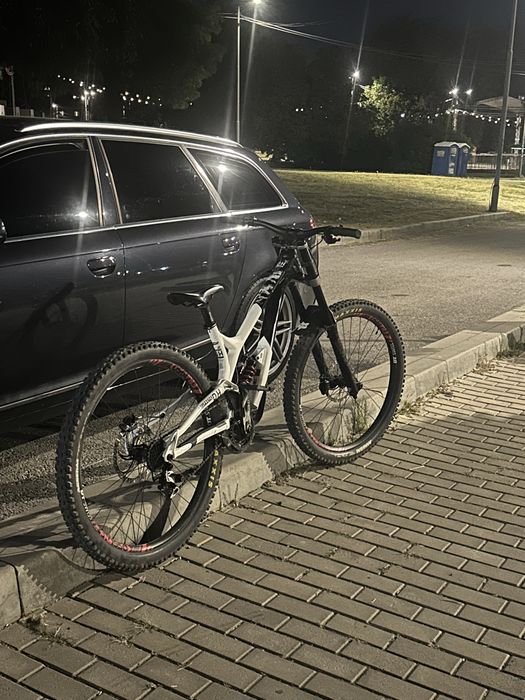 Commencal Supreme V4.3 2021 DH