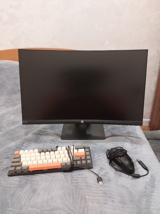 Продам игровой монитор 144герц