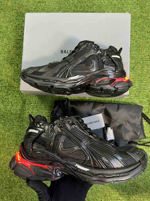 Balenciaga Runner Negri led + albi - 42